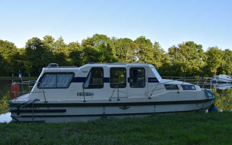 Riviera 920